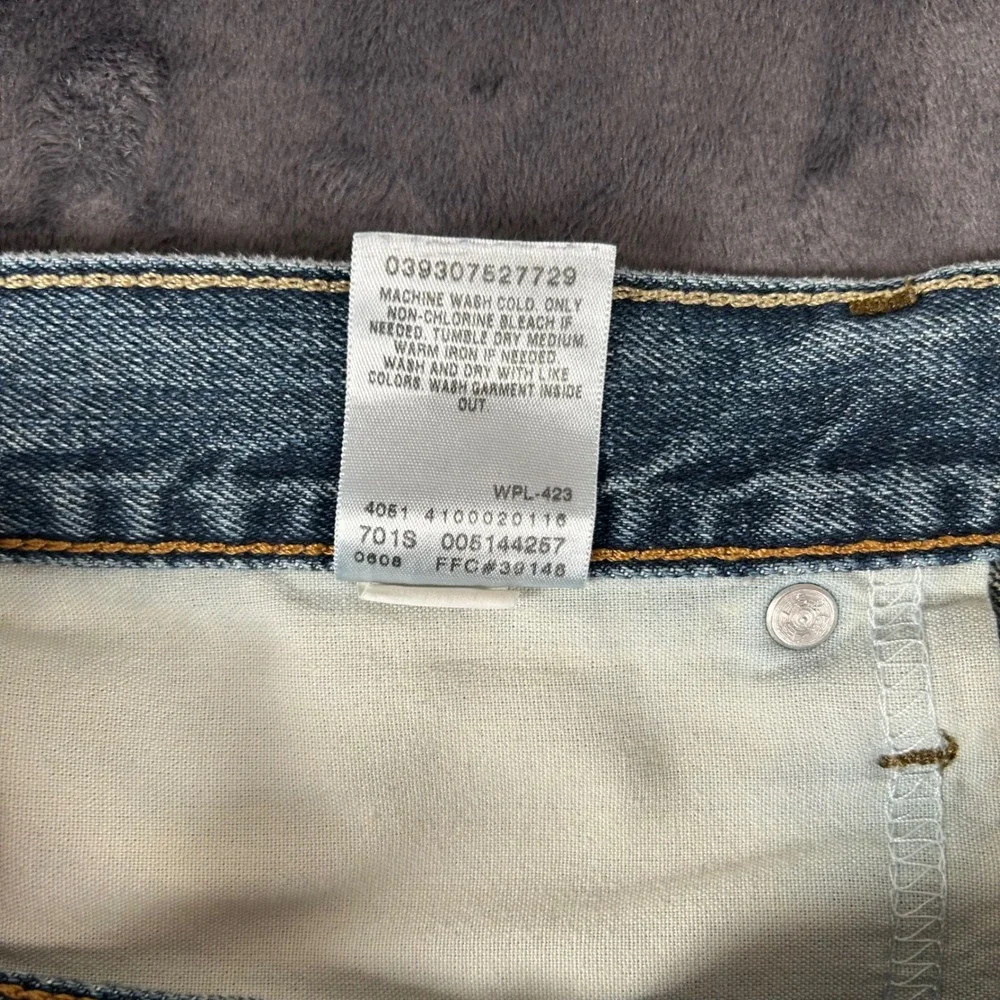 Levi's 514 Jeans Mens W34 L30‎ Blue Slim Straight Distressed Denim